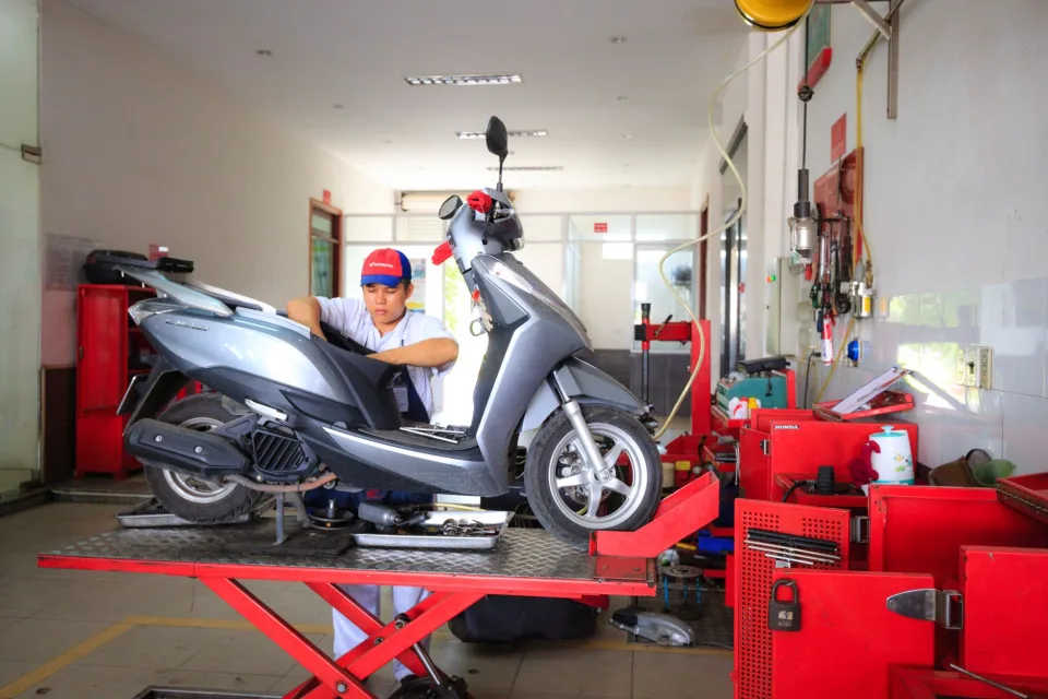 Khách chờ lấy xe